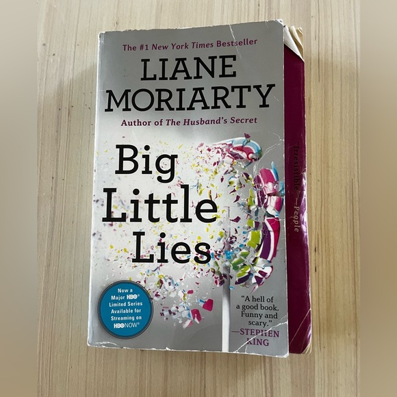 Book: Big Little Lies - Picture 1 of 3